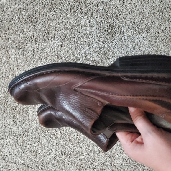 Clarks Dress Shoes - Picture 7 of 12